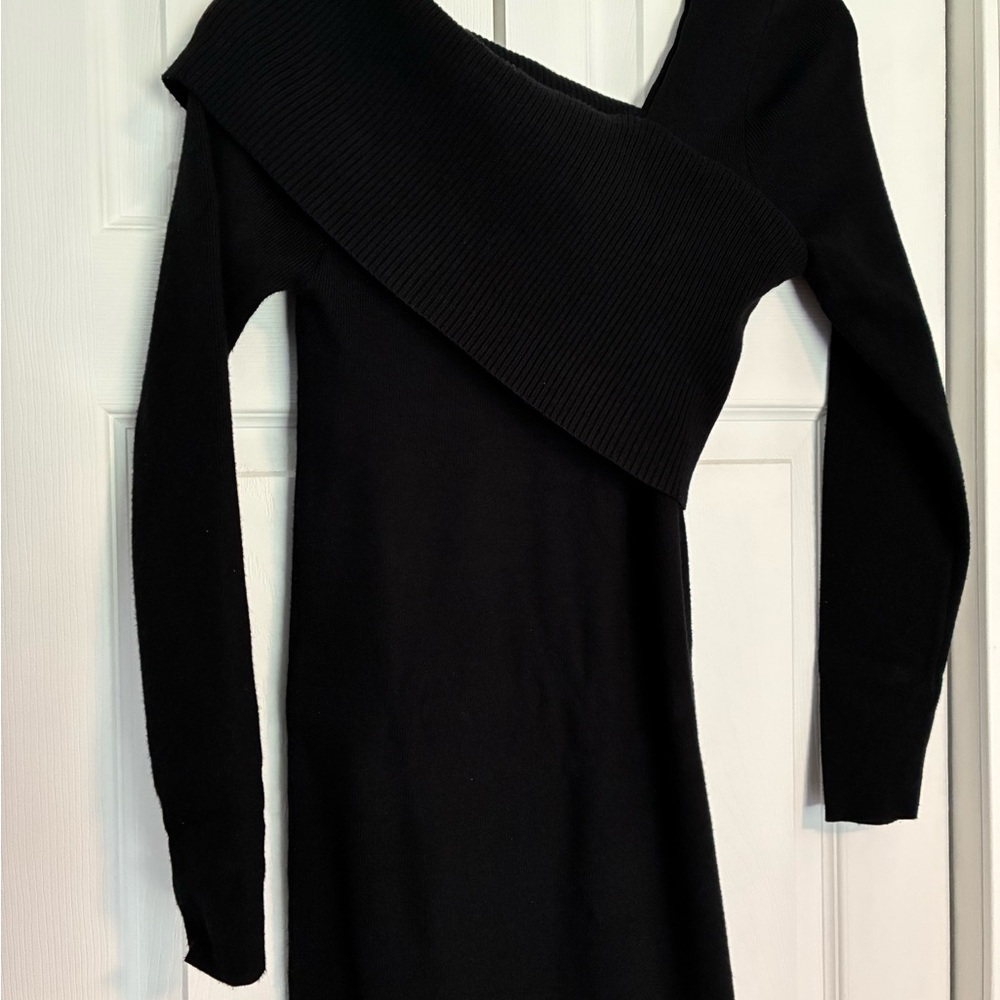 Line & Dot Sylvie Midi Sweater Dress - Picture 4 of 7